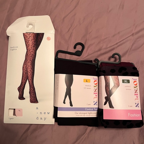 Various women’s hosiery - Picture 1 of 4